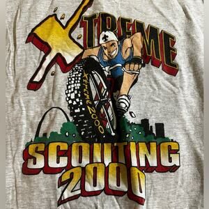 Gildan Gray Tee with Multicolor Xtreme Scouting 2000 Graphic